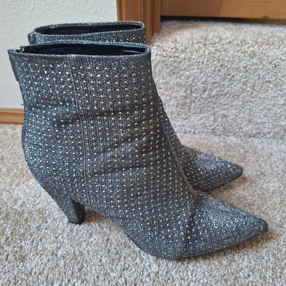 Steve Madden Jules Pewter Rhinestone Side Zip Pointed Toe Heeled Bootie Size 9 - Picture 3 of 8